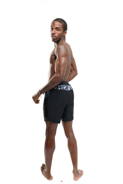 Modern fit men's swim shorts 6in in black, perfect for beach outings or poolside relaxation